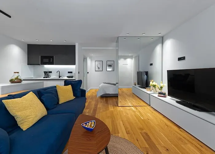 Apartment Old Town Finesse